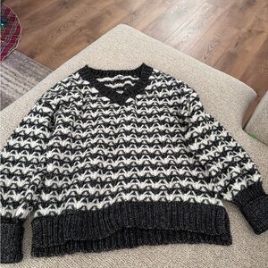 Women’s sweater